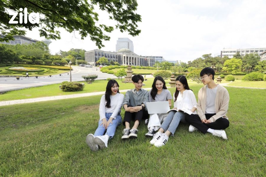 Đại học Quốc gia Kyungpook (2)