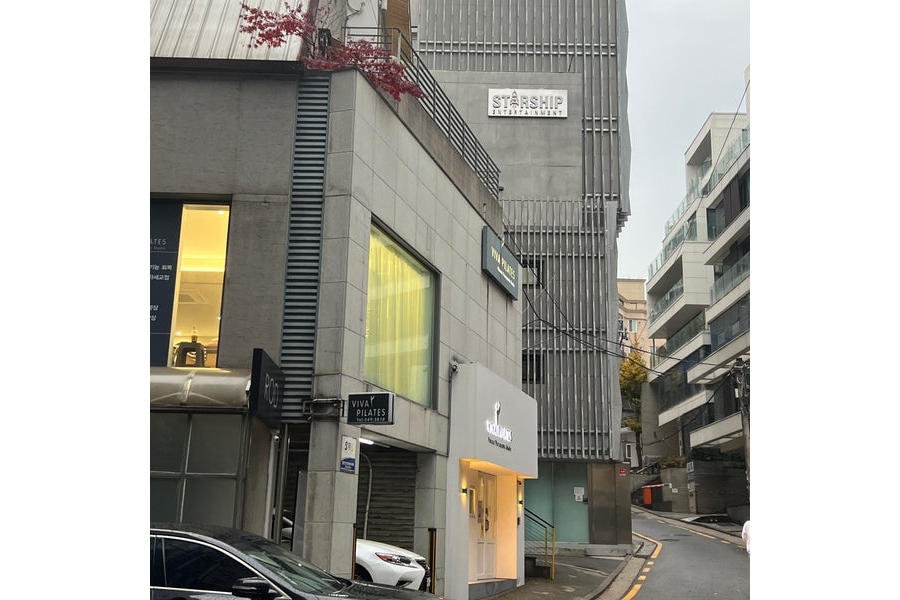Starship Entertainment Building